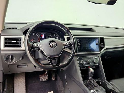Used 2019 Volkswagen Atlas SE image 11
