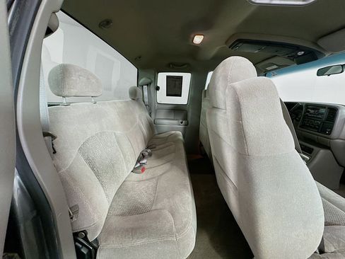 Used 2000 Chevrolet Silverado 1500 LS image 23