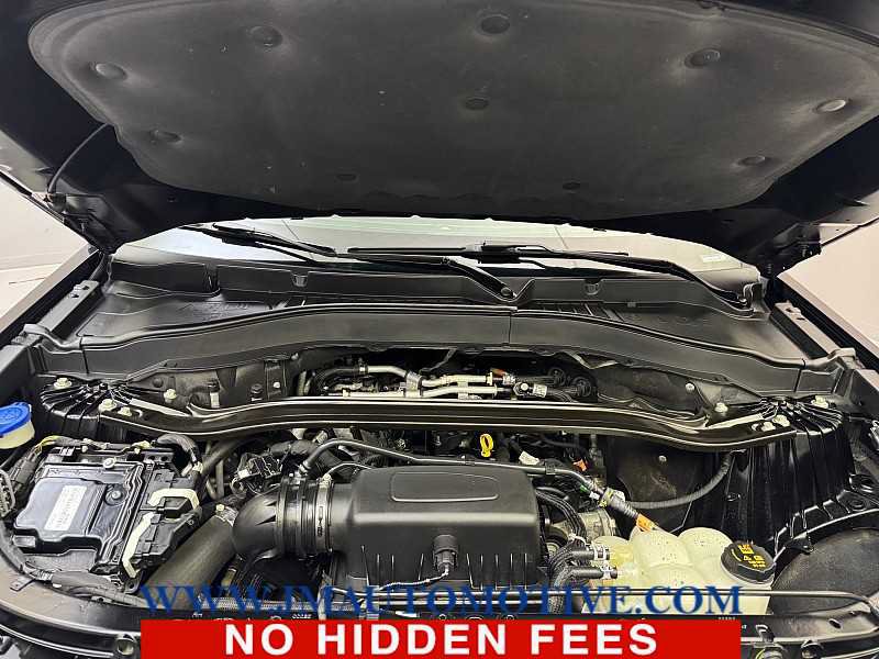 Used 2021 Ford Explorer Limited w/ Equipment Group 301A AWD/4WD image 10