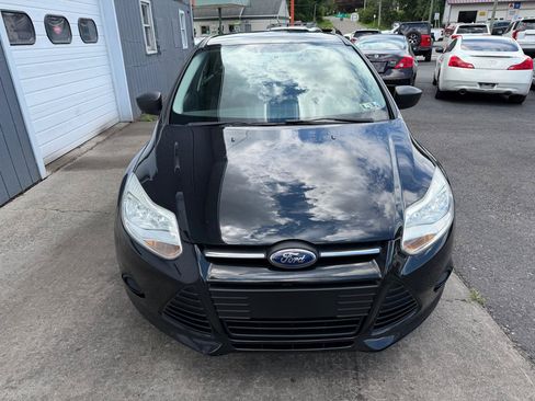 Used 2013 Ford Focus S FWD image 2