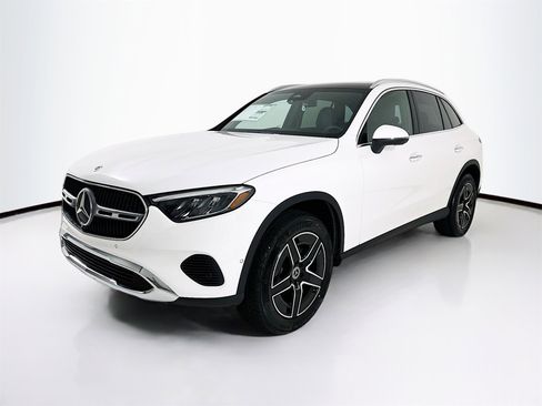 New 2026 Mercedes-Benz GLC 300 GLC 300 image 3