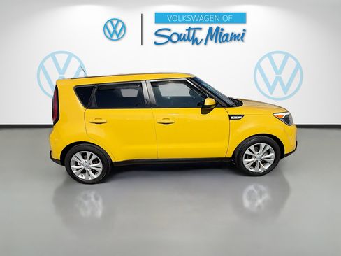 Used 2015 Kia Soul + image 8