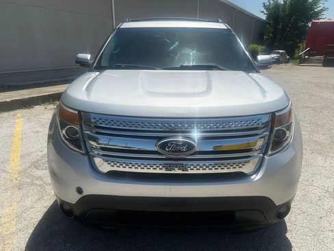 Used 2011 Ford Explorer Limited w/ 302A Rapid Spec Order Code image 2
