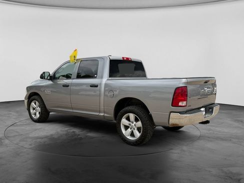 Used 2023 RAM 1500 Classic SLT AWD/4WD image 7