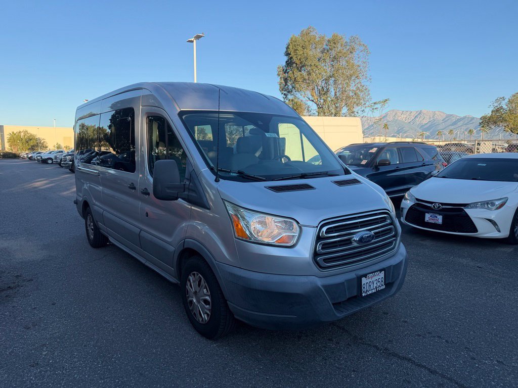 Used 2016 Ford Transit 350 XLT RWD image 2