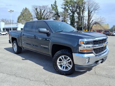 Used 2018 Chevrolet Silverado 1500 LT w/ All Star Edition image 2