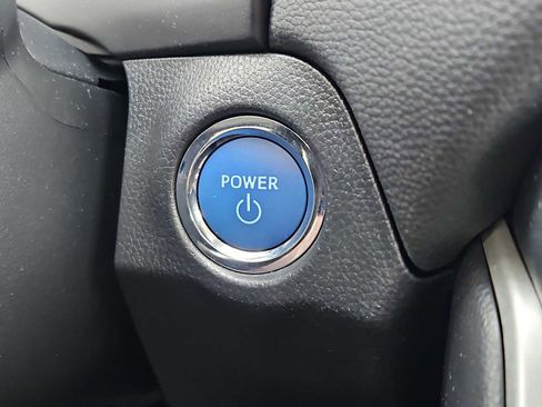 Used 2021 Toyota RAV4 XLE w/ Convenience Package image 24