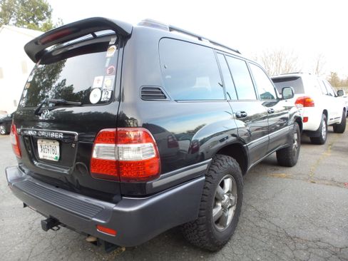 Used 2006 Toyota Land Cruiser V8 image 4