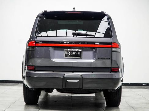 Used 2024 Lexus GX 550 w/ Cold Area Package AWD/4WD image 16