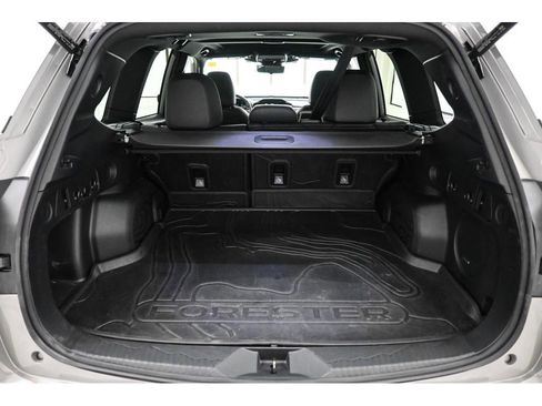Used 2025 Subaru Forester Touring AWD/4WD image 41