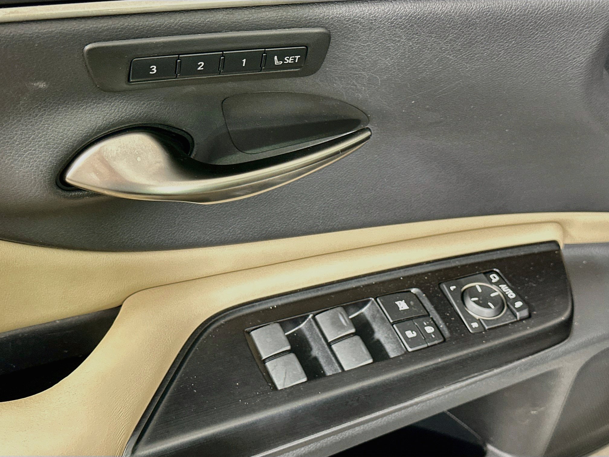 Used 2020 Lexus ES 350 w/ Premium Package FWD image 15