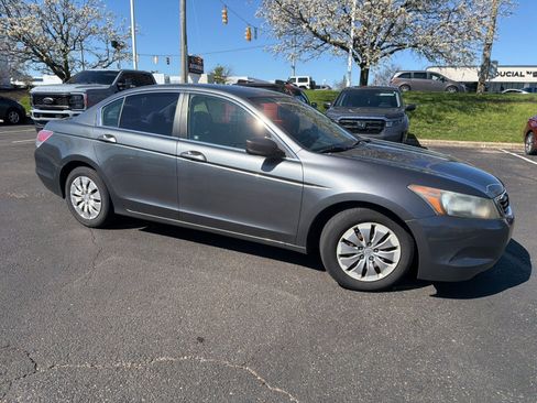 Used 2010 Honda Accord LX image 18