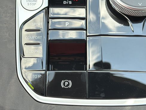 New 2026 BMW X5 sDrive40i w/ Climate Comfort Package RWD image 9