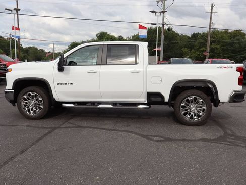 New 2026 Chevrolet Silverado 2500 LT AWD/4WD image 19