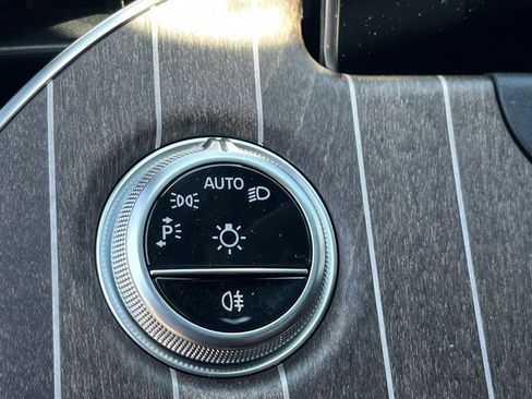 Certified 2025 Mercedes-Benz E 350 4MATIC Sedan image 25