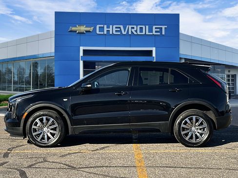 Certified 2023 Cadillac XT4 Sport w/ Technology Package image 2