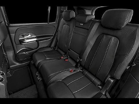 Used 2023 Mercedes-Benz GLB 250 4MATIC image 69