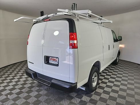 New 2025 Chevrolet Express 3500 w/ Driver Convenience Package image 10