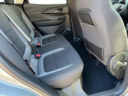 Used 2023 Chevrolet TrailBlazer LT FWD image 20
