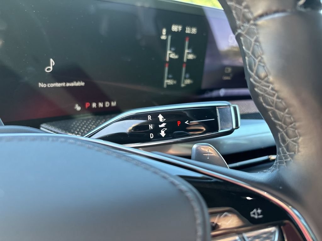 Certified 2025 Cadillac Escalade V AWD/4WD image 21