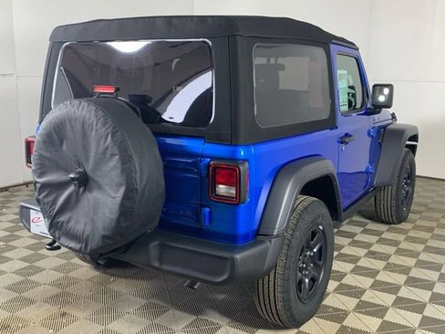 Used 2024 Jeep Wrangler Sport AWD/4WD image 16