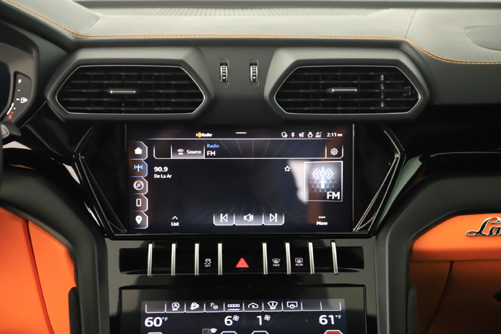 Used 2023 Lamborghini Urus S AWD/4WD image 19