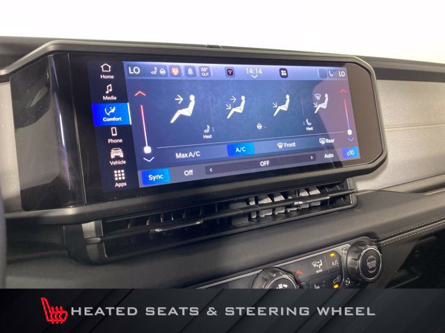 Used 2026 Jeep Wrangler Unlimited Sahara AWD/4WD image 7
