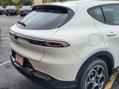 New 2025 Alfa Romeo Tonale AWD/4WD image 6