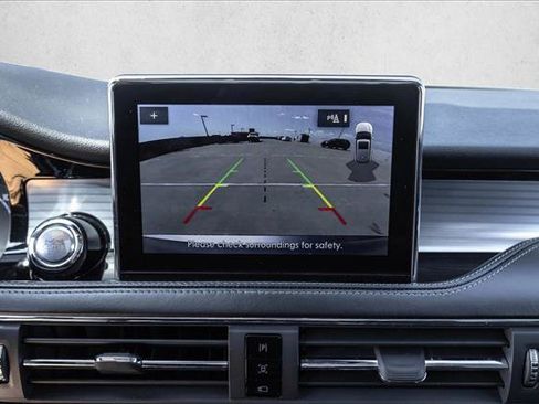 Used 2022 Lincoln Corsair AWD w/ Premium Package image 18