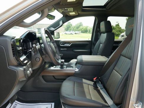 New 2025 Chevrolet Silverado 1500 High Country image 15