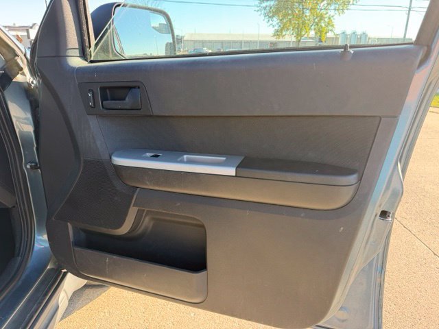 Used 2012 Ford Escape XLT FWD image 10