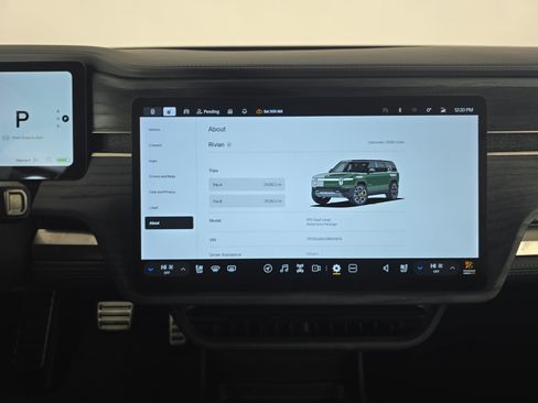 Used 2024 Rivian R1S Adventure AWD/4WD image 29