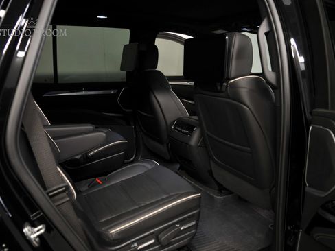 Used 2025 Cadillac Escalade Sport w/ Touring Package AWD/4WD image 18
