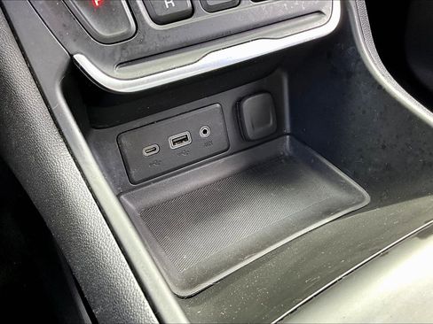 Used 2020 GMC Terrain SLE FWD image 15