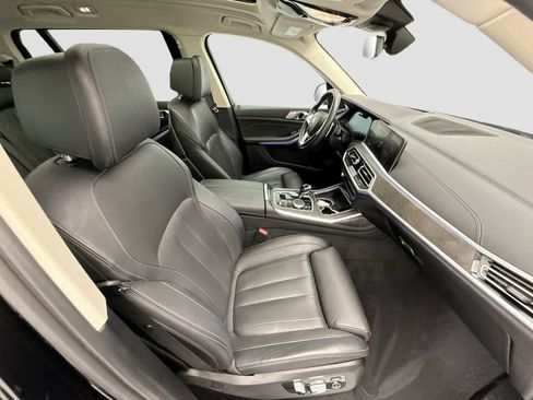 Used 2022 BMW X7 xDrive40i w/ Premium Package AWD/4WD image 19