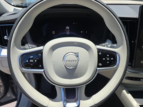 New 2026 Volvo XC60 B5 Ultra w/ Protection Package Premier AWD/4WD image 14