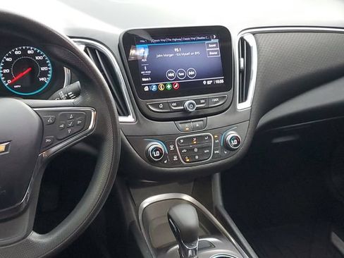 Certified 2021 Chevrolet Malibu LT FWD image 12