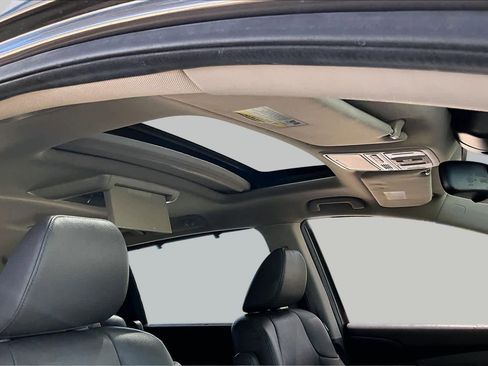 Used 2015 Honda Odyssey Touring image 14