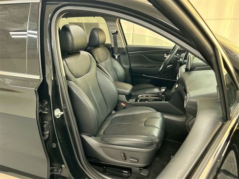 Used 2020 Hyundai Santa Fe Limited w/ Cargo Package image 24