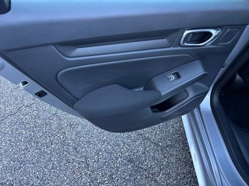 Used 2023 Honda Civic Sport image 14