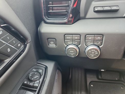 New 2026 GMC Sierra 2500 AT4X image 21