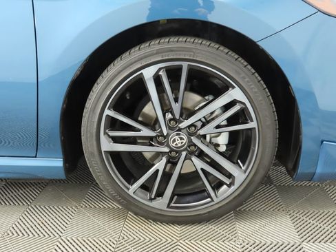 Used 2025 Toyota Camry XSE image 31