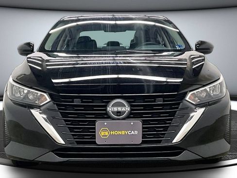 Used 2024 Nissan Sentra SV FWD image 2