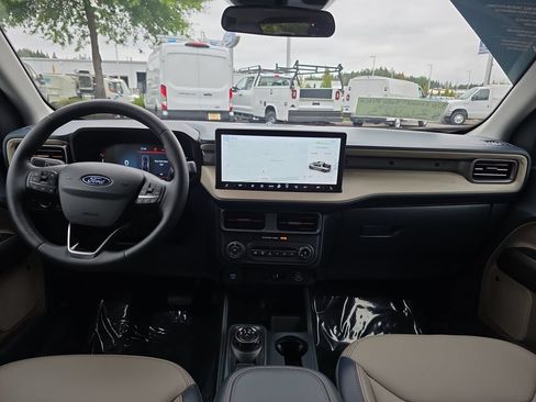 Certified 2025 Ford Maverick Lariat AWD/4WD image 6