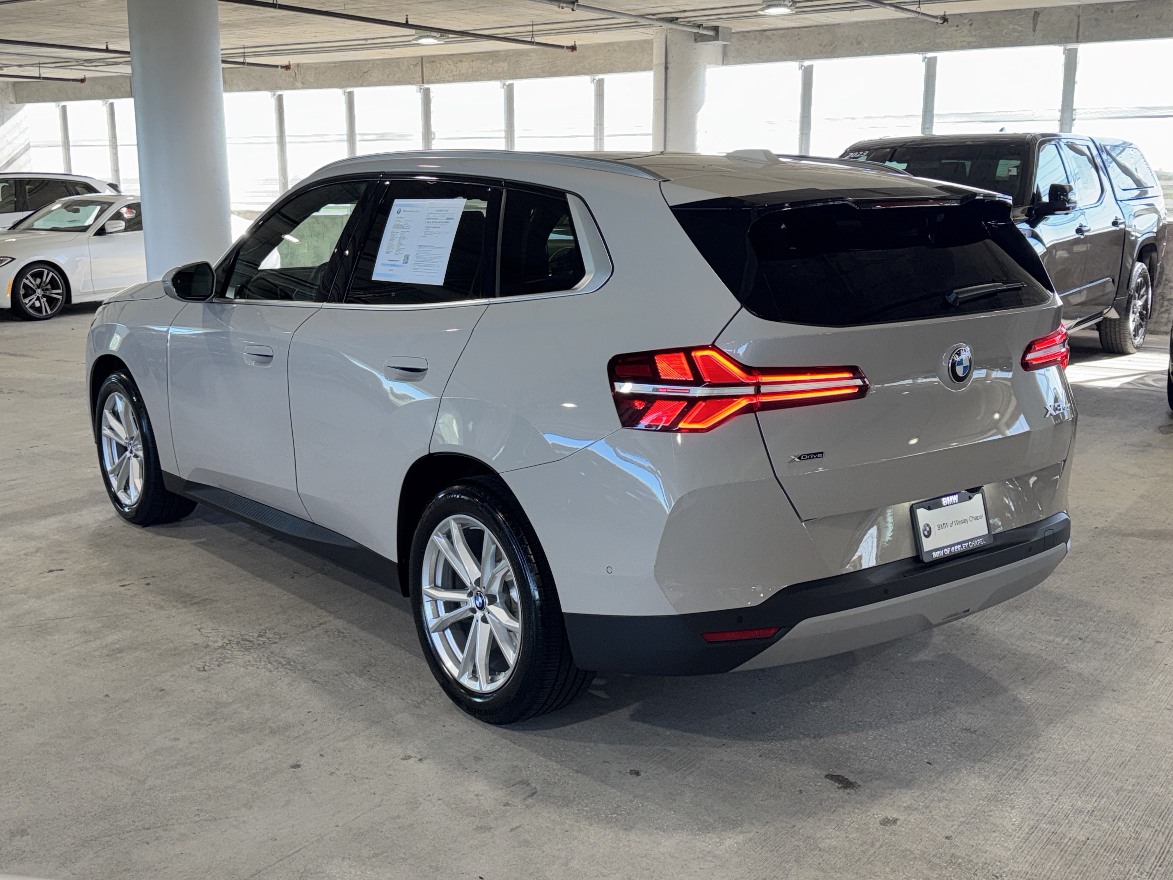 Certified 2025 BMW X3 xDrive30i w/ Premium Package AWD/4WD image 6