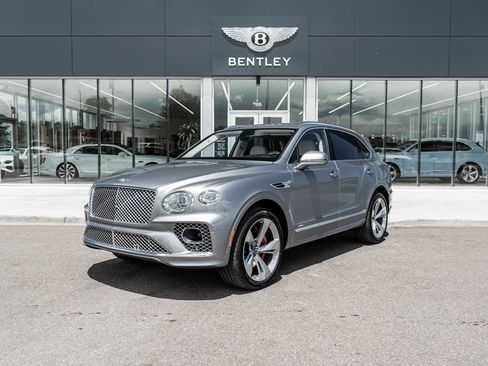 Certified 2023 Bentley Bentayga AWD/4WD image 1