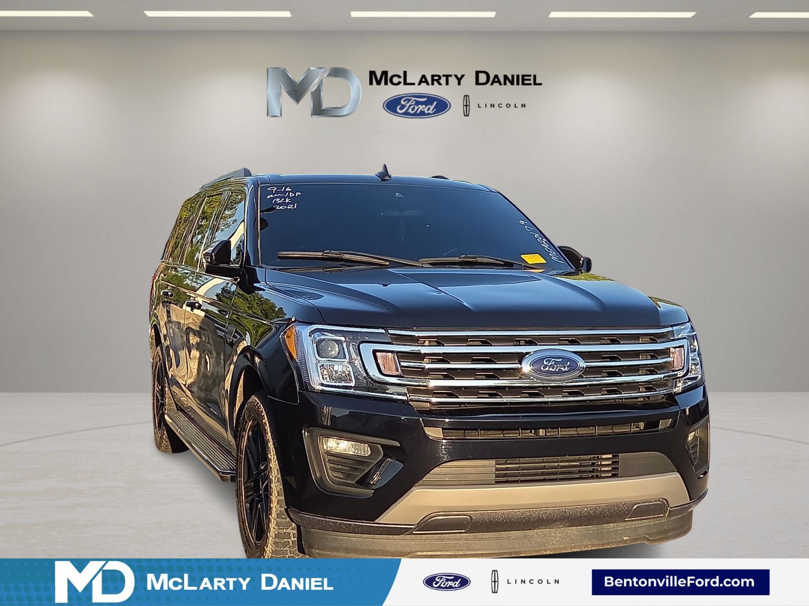 Used 2021 Ford Expedition XLT RWD image 1