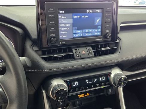 Used 2021 Toyota RAV4 XLE Premium FWD image 20