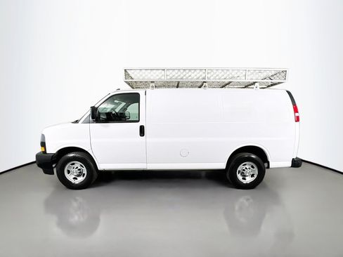 Used 2021 Chevrolet Express 2500 w/ Driver Convenience Package RWD image 2