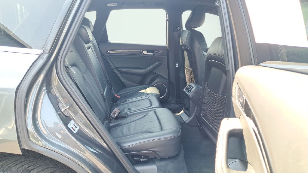 Used 2015 Audi SQ5 Premium Plus w/ Technology Package AWD/4WD image 14